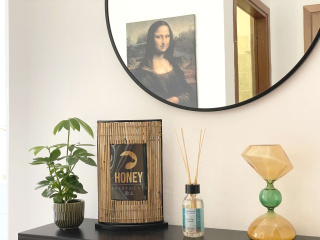 Honey Apartment